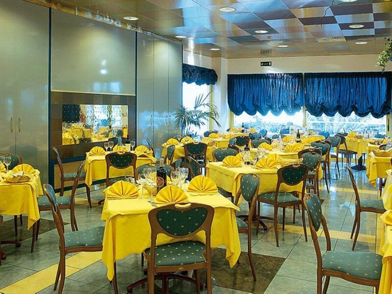 Hotel Caravelle&Minicaravelle Lido di Jesolo Exterior foto